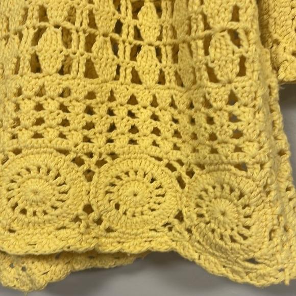 Super cute!  Attitudes by Renee yellow knitted sweater, Small, knitted patterns - Picture 7 of 8
